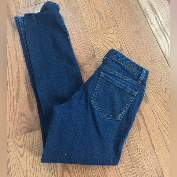 Jones New York Dark Blue Skinny Jeans - Picture 1 of 3